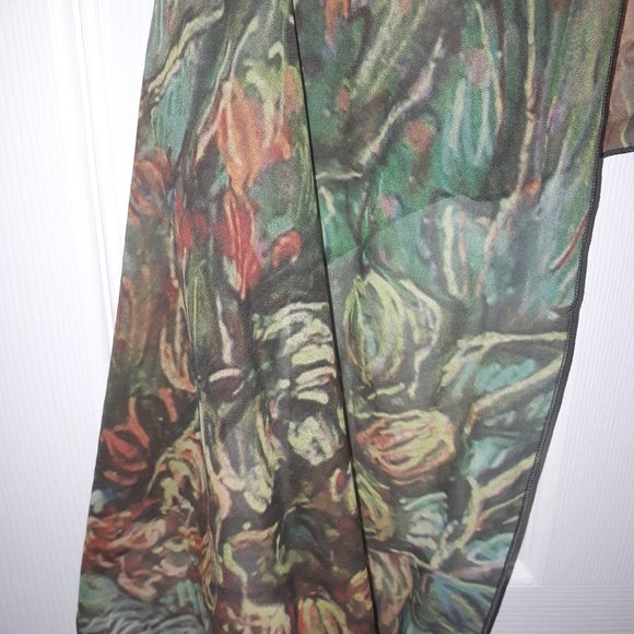 NWOT Beautiful Decorative Scarf - Picture 1 of 2